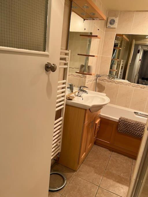 Harbourside 2 Bed Apartment, Barmouth Bridge Views المظهر الخارجي الصورة